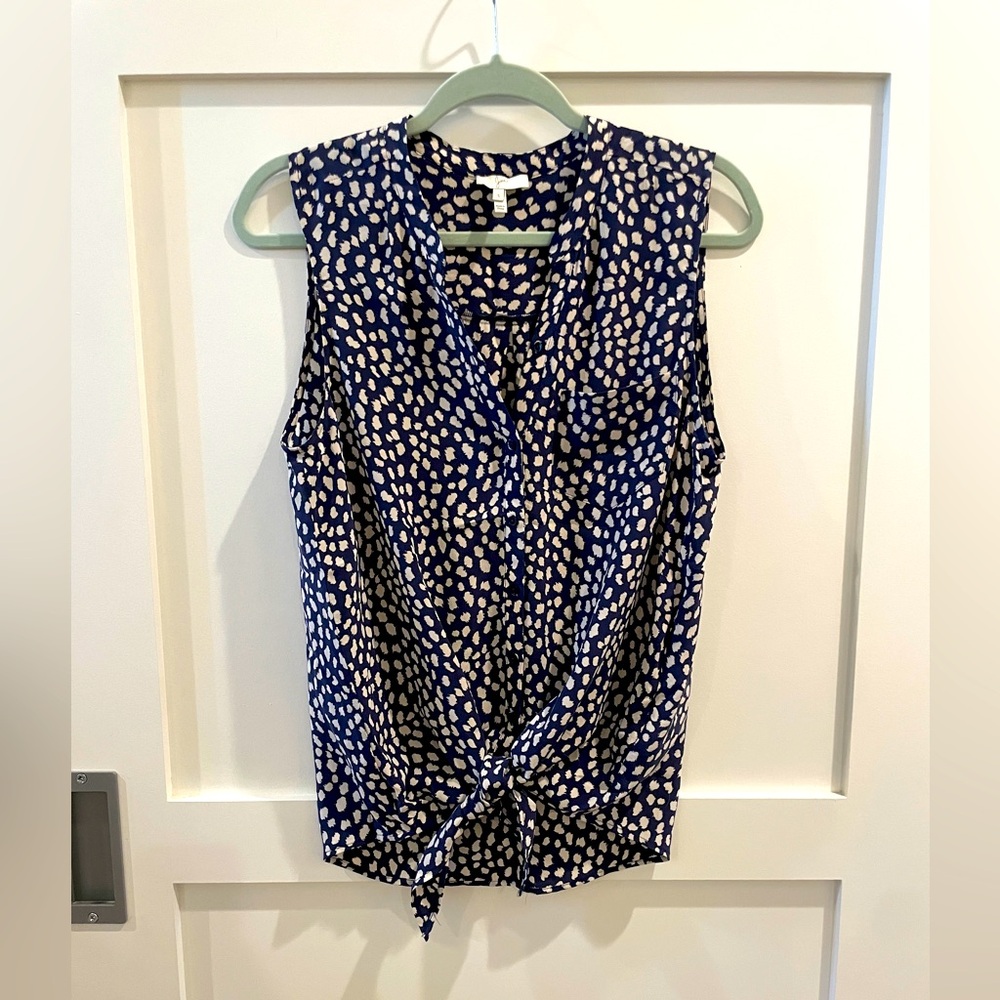 EUC Joie anthropologie Blouse Navy Tank Top Spotted Navy S front tie knot
